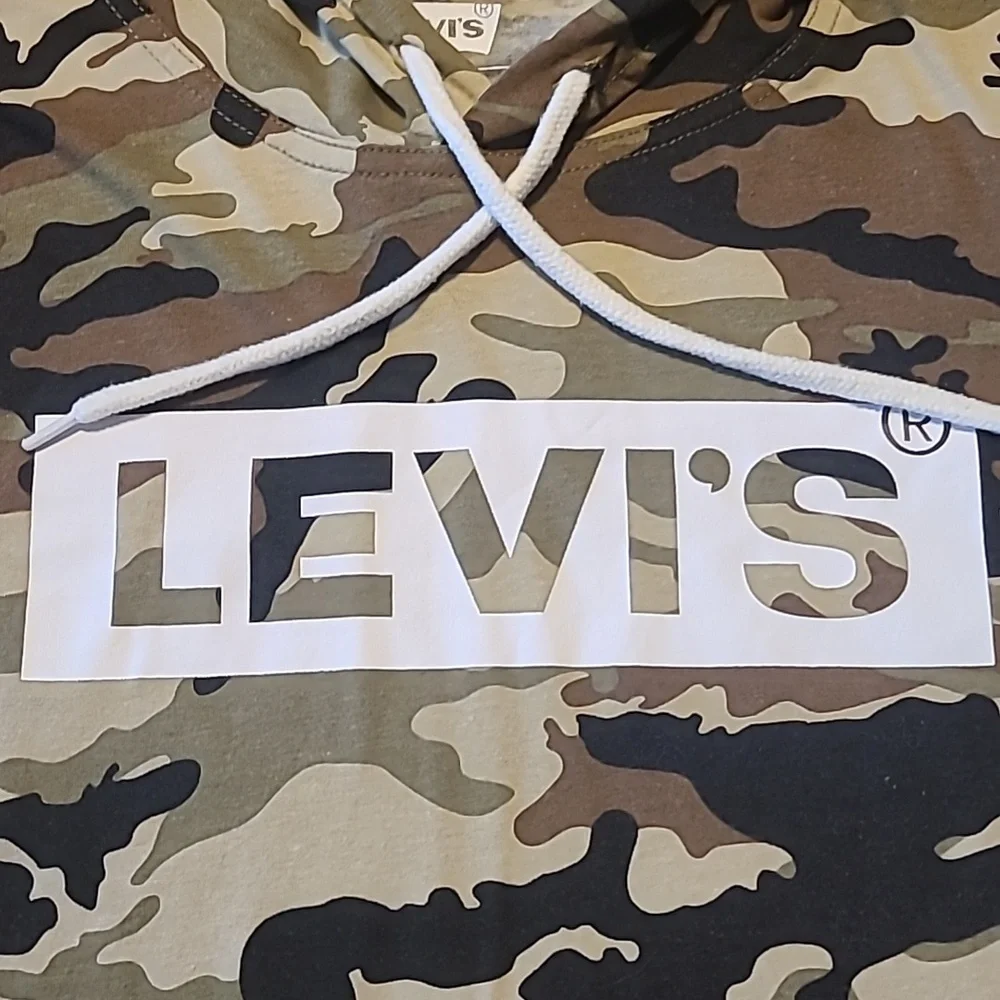 Levi's Green & Tan Camouflage Hooded Shirt - Men's Medium
